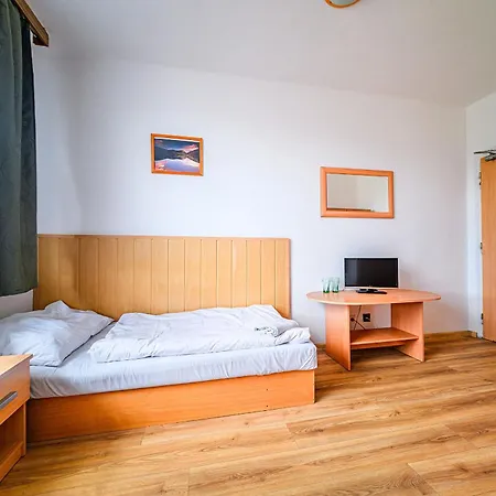 Hotel Rs 2*
